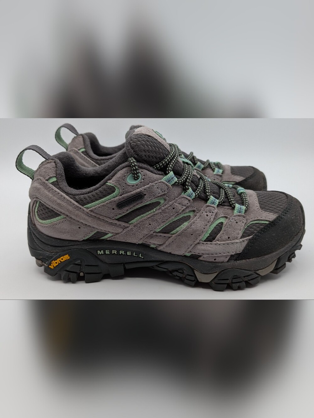 Merrell Moab 2 WP - Women’s Gray and Mint Trail Hiking Shoes Sz 5.5 - Picture 2 of 6
